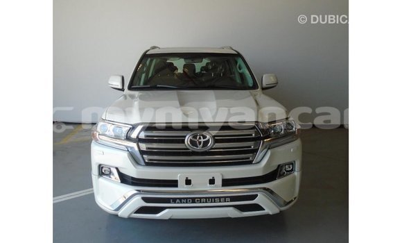 Buy Import Toyota Land Cruiser Other Car in Import - Dubai in Ayeyarwady Buy Import Toyota Land Cruiser Other Car in Import - Dubai in Ayeyarwady