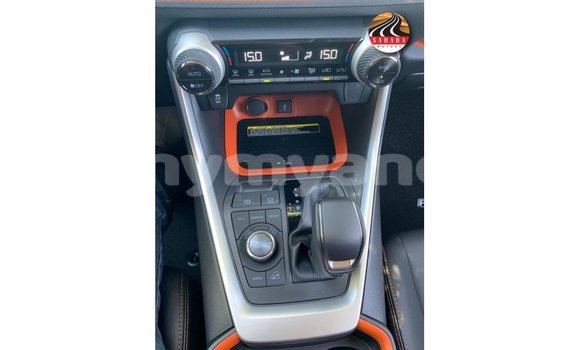 Buy Import Toyota 4Runner Other Car in Import - Dubai in Ayeyarwady Buy Import Toyota 4Runner Other Car in Import - Dubai in Ayeyarwady