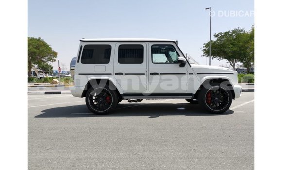 Buy Import Mercedes-Benz 190 (W201) White Car in Import - Dubai in Ayeyarwady Buy Import Mercedes-Benz 190 (W201) White Car in Import - Dubai in Ayeyarwady