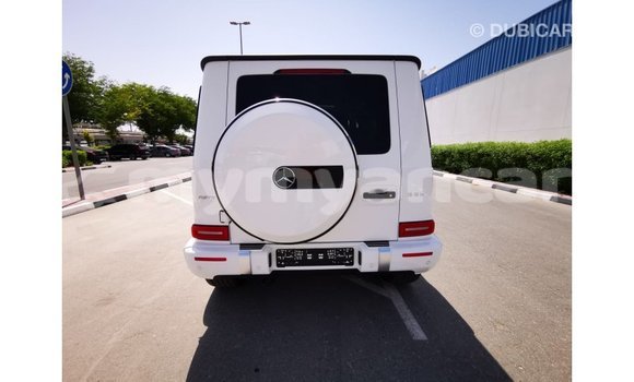 Buy Import Mercedes-Benz 190 (W201) White Car in Import - Dubai in Ayeyarwady Buy Import Mercedes-Benz 190 (W201) White Car in Import - Dubai in Ayeyarwady
