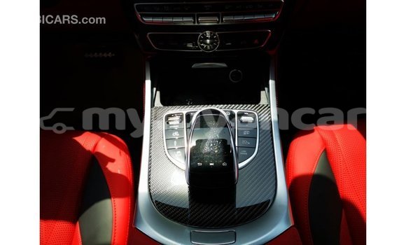 Buy Import Mercedes-Benz 190 (W201) White Car in Import - Dubai in Ayeyarwady Buy Import Mercedes-Benz 190 (W201) White Car in Import - Dubai in Ayeyarwady