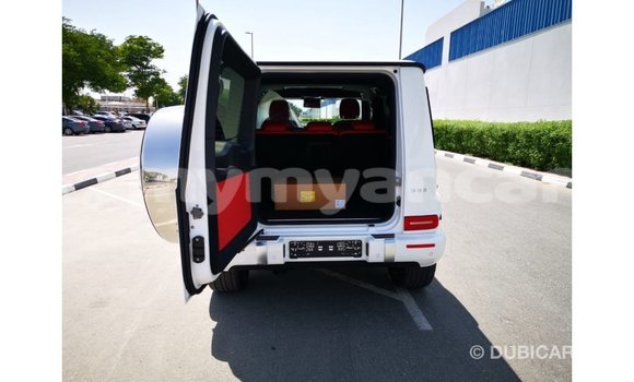 Buy Import Mercedes-Benz 190 (W201) White Car in Import - Dubai in Ayeyarwady Buy Import Mercedes-Benz 190 (W201) White Car in Import - Dubai in Ayeyarwady