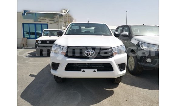 Buy Import Toyota Hilux White Car in Import - Dubai in Ayeyarwady Buy Import Toyota Hilux White Car in Import - Dubai in Ayeyarwady
