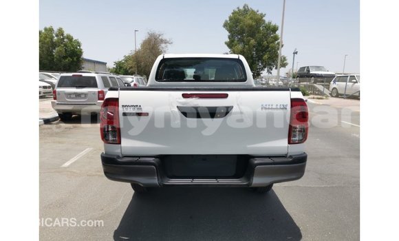 Buy Import Toyota Hilux White Car in Import - Dubai in Ayeyarwady Buy Import Toyota Hilux White Car in Import - Dubai in Ayeyarwady