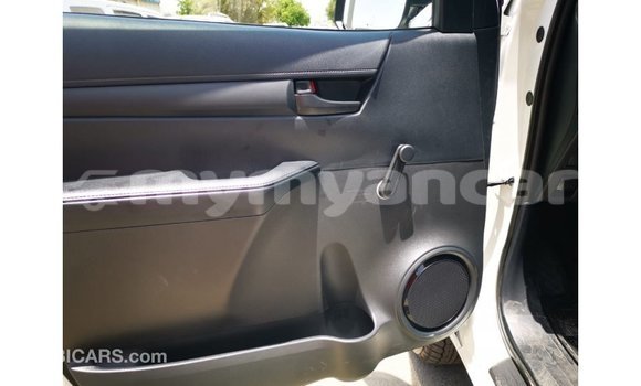 Buy Import Toyota Hilux White Car in Import - Dubai in Ayeyarwady Buy Import Toyota Hilux White Car in Import - Dubai in Ayeyarwady