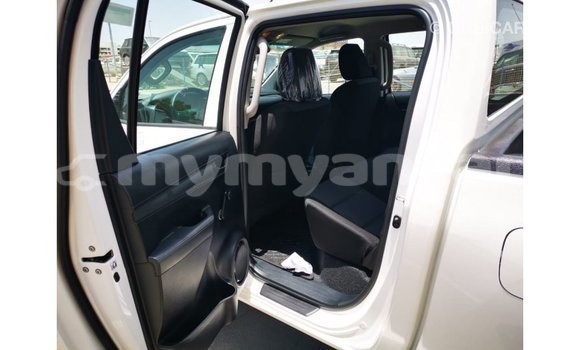 Buy Import Toyota Hilux White Car in Import - Dubai in Ayeyarwady Buy Import Toyota Hilux White Car in Import - Dubai in Ayeyarwady