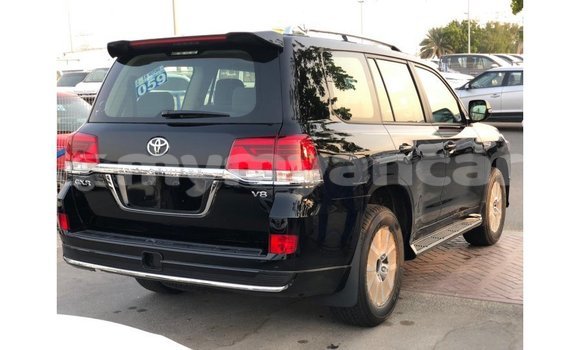 သွင်းကုန် Toyota Land Cruiser Black ကား Import - Dubai Ayeyarwady သွင်းကုန် Toyota Land Cruiser Black ကား Import - Dubai Ayeyarwady