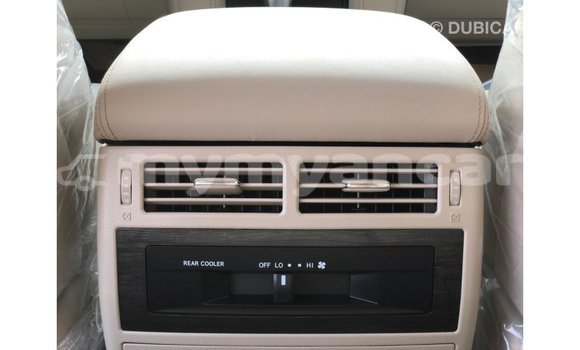 သွင်းကုန် Toyota Land Cruiser Black ကား Import - Dubai Ayeyarwady သွင်းကုန် Toyota Land Cruiser Black ကား Import - Dubai Ayeyarwady