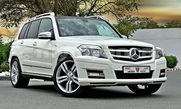 Buy Import Mercedes-Benz 190 (W201) White Car in Import - Dubai in Ayeyarwady