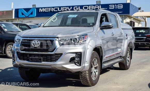 Buy Import Toyota Hilux Other Car in Import - Dubai in Ayeyarwady Buy Import Toyota Hilux Other Car in Import - Dubai in Ayeyarwady