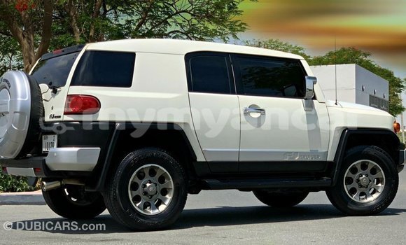 Buy Import Toyota FJ Cruiser White Car in Import - Dubai in Ayeyarwady Buy Import Toyota FJ Cruiser White Car in Import - Dubai in Ayeyarwady
