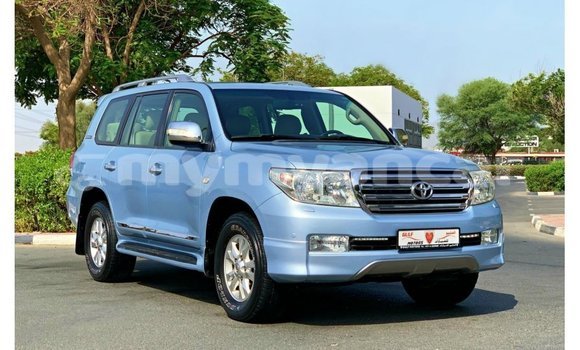 သွင်းကုန် Toyota Land Cruiser Blue ကား Import - Dubai Ayeyarwady