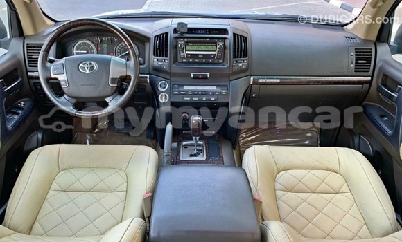 Buy Import Toyota Land Cruiser Blue Car in Import - Dubai in Ayeyarwady Buy Import Toyota Land Cruiser Blue Car in Import - Dubai in Ayeyarwady