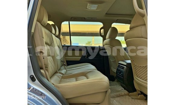 Buy Import Toyota Land Cruiser Blue Car in Import - Dubai in Ayeyarwady Buy Import Toyota Land Cruiser Blue Car in Import - Dubai in Ayeyarwady
