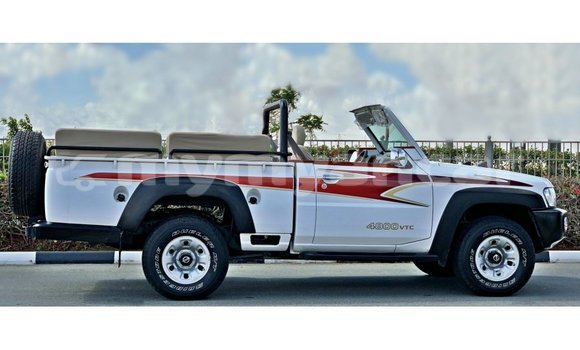 Buy Import Nissan Patrol White Car in Import - Dubai in Ayeyarwady Buy Import Nissan Patrol White Car in Import - Dubai in Ayeyarwady