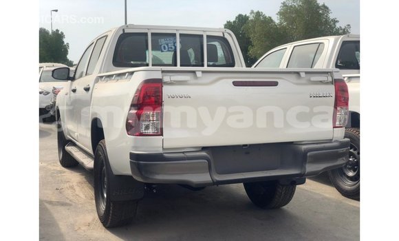 Buy Import Toyota Hilux White Car in Import - Dubai in Ayeyarwady Buy Import Toyota Hilux White Car in Import - Dubai in Ayeyarwady