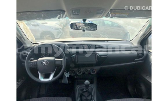Buy Import Toyota Hilux White Car in Import - Dubai in Ayeyarwady Buy Import Toyota Hilux White Car in Import - Dubai in Ayeyarwady