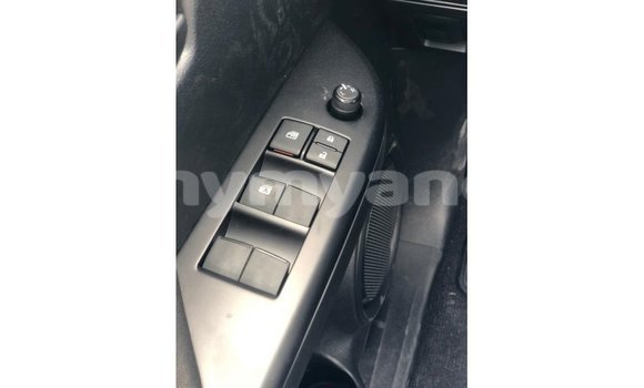 Buy Import Toyota Hilux White Car in Import - Dubai in Ayeyarwady Buy Import Toyota Hilux White Car in Import - Dubai in Ayeyarwady