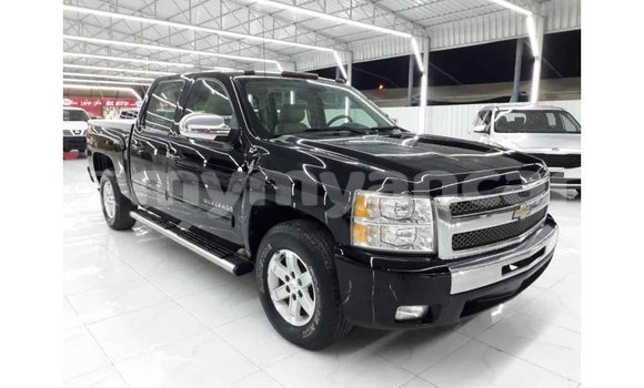 သွင်းကုန် Chevrolet Silverado Black ကား Import - Dubai Ayeyarwady သွင်းကုန် Chevrolet Silverado Black ကား Import - Dubai Ayeyarwady