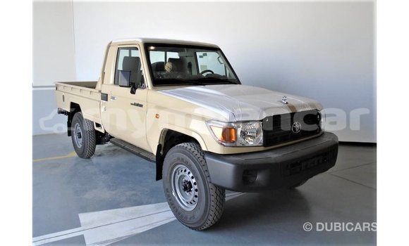 Buy Import Toyota Land Cruiser Beige Car in Import - Dubai in Ayeyarwady Buy Import Toyota Land Cruiser Beige Car in Import - Dubai in Ayeyarwady