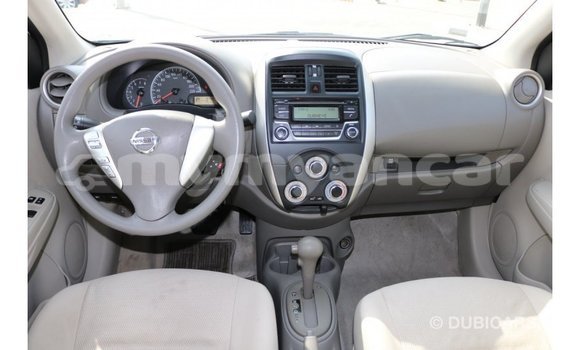 Acheter Import Voiture Nissan Sunny Blanc à Import - Dubai, #<Region:0x000000000c5121b8>