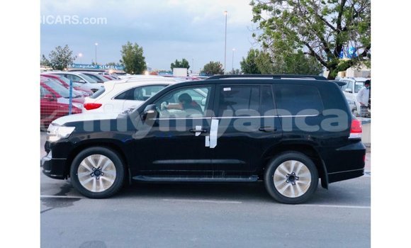 သွင်းကုန် Toyota Land Cruiser Black ကား Import - Dubai Ayeyarwady သွင်းကုန် Toyota Land Cruiser Black ကား Import - Dubai Ayeyarwady