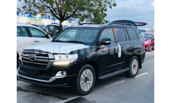 သွင်းကုန် Toyota Land Cruiser Black ကား Import - Dubai Ayeyarwady သွင်းကုန် Toyota Land Cruiser Black ကား Import - Dubai Ayeyarwady