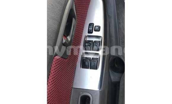 သွင်းကုန် Toyota Hilux White ကား Import - Dubai Ayeyarwady သွင်းကုန် Toyota Hilux White ကား Import - Dubai Ayeyarwady