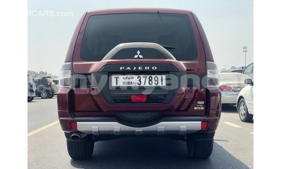 သွင်းကုန် Mitsubishi Pajero Red ကား Import - Dubai Ayeyarwady သွင်းကုန် Mitsubishi Pajero Red ကား Import - Dubai Ayeyarwady