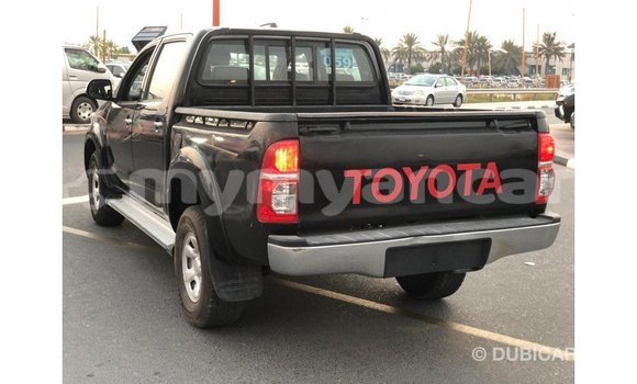 သွင်းကုန် Toyota Hilux Black ကား Import - Dubai Ayeyarwady သွင်းကုန် Toyota Hilux Black ကား Import - Dubai Ayeyarwady