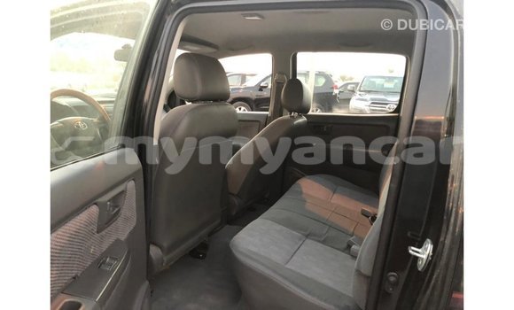သွင်းကုန် Toyota Hilux Black ကား Import - Dubai Ayeyarwady သွင်းကုန် Toyota Hilux Black ကား Import - Dubai Ayeyarwady
