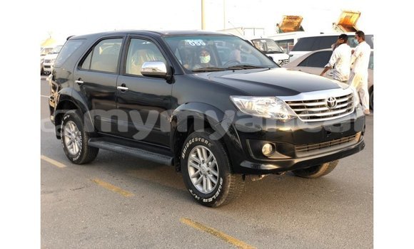 သွင်းကုန် Toyota Fortuner Black ကား Import - Dubai Ayeyarwady သွင်းကုန် Toyota Fortuner Black ကား Import - Dubai Ayeyarwady