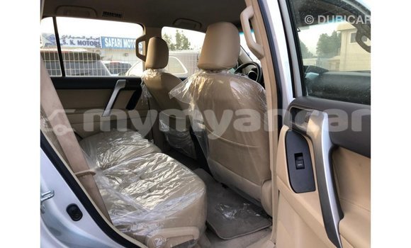သွင်းကုန် Toyota Prado Other ကား Import - Dubai Ayeyarwady သွင်းကုန် Toyota Prado Other ကား Import - Dubai Ayeyarwady