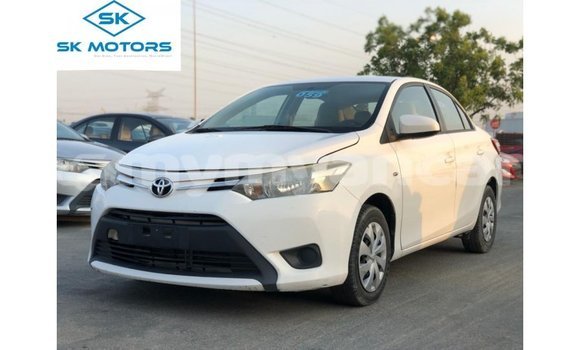 Acheter Import Voiture Toyota Yaris Blanc à Import - Dubai, #<Region:0x000000000c5121b8>