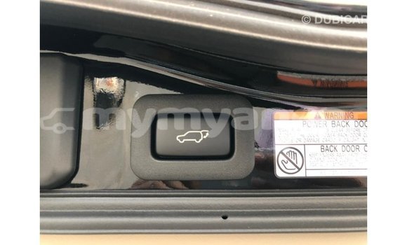 သွင်းကုန် Toyota Land Cruiser Black ကား Import - Dubai Ayeyarwady သွင်းကုန် Toyota Land Cruiser Black ကား Import - Dubai Ayeyarwady