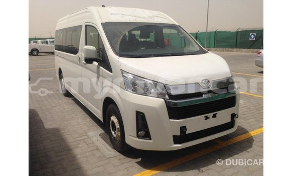 သွင်းကုန် Toyota Hiace White ကား Import - Dubai Ayeyarwady သွင်းကုန် Toyota Hiace White ကား Import - Dubai Ayeyarwady