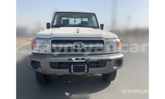 Buy Import Toyota Land Cruiser White Car in Import - Dubai in Ayeyarwady Buy Import Toyota Land Cruiser White Car in Import - Dubai in Ayeyarwady