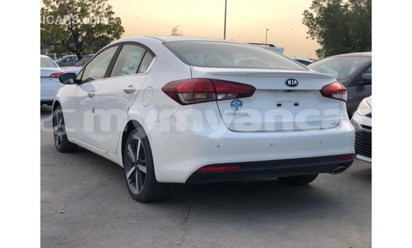 သွင်းကုန် Kia Cerato White ကား Import - Dubai Ayeyarwady သွင်းကုန် Kia Cerato White ကား Import - Dubai Ayeyarwady