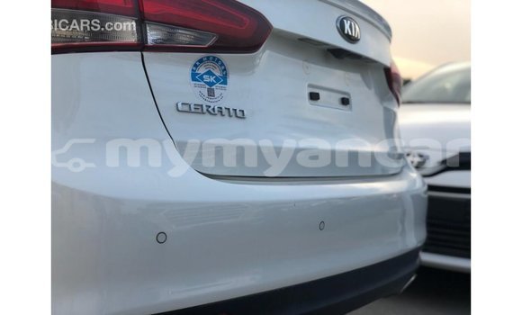 သွင်းကုန် Kia Cerato White ကား Import - Dubai Ayeyarwady သွင်းကုန် Kia Cerato White ကား Import - Dubai Ayeyarwady