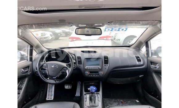 သွင်းကုန် Kia Cerato White ကား Import - Dubai Ayeyarwady သွင်းကုန် Kia Cerato White ကား Import - Dubai Ayeyarwady