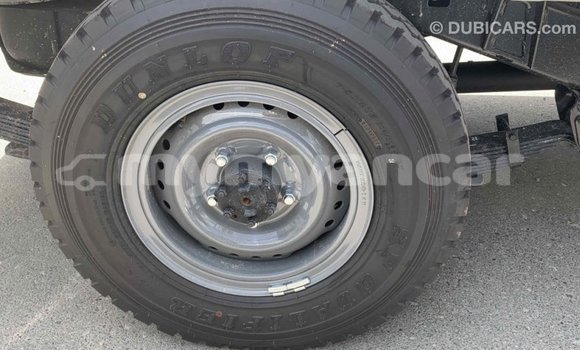 Buy Import Toyota Land Cruiser White Car in Import - Dubai in Ayeyarwady Buy Import Toyota Land Cruiser White Car in Import - Dubai in Ayeyarwady