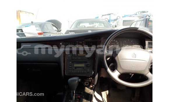 Acheter Import Voiture Toyota Crown Bleu à Import - Dubai, #<Region:0x000000000c5121b8> Acheter Import Voiture Toyota Crown Bleu à Import - Dubai, #<Region:0x000000000c5121b8>