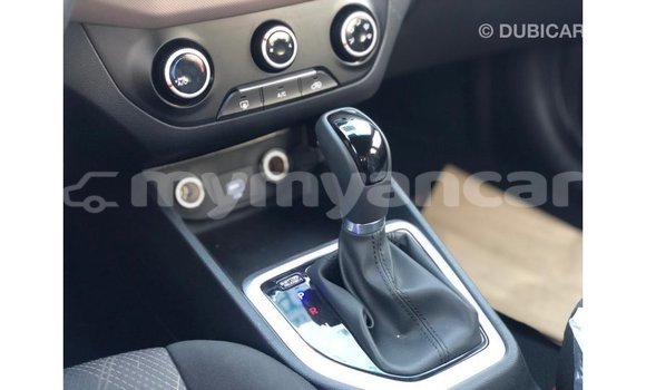 သွင်းကုန် Hyundai Creta Blue ကား Import - Dubai Ayeyarwady သွင်းကုန် Hyundai Creta Blue ကား Import - Dubai Ayeyarwady