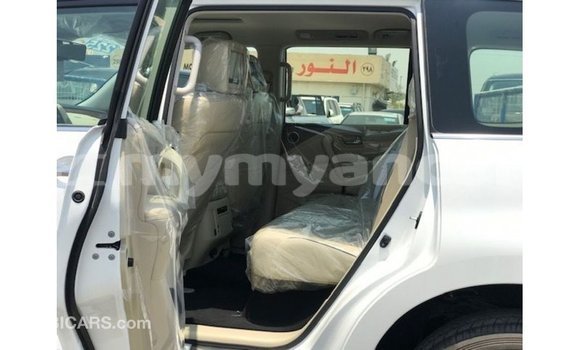 သွင်းကုန် Nissan Patrol White ကား Import - Dubai Ayeyarwady သွင်းကုန် Nissan Patrol White ကား Import - Dubai Ayeyarwady