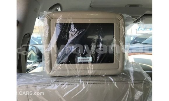 သွင်းကုန် Nissan Patrol White ကား Import - Dubai Ayeyarwady သွင်းကုန် Nissan Patrol White ကား Import - Dubai Ayeyarwady