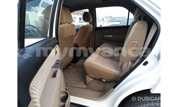 Buy Import Toyota Fortuner White Car in Import - Dubai in Ayeyarwady Buy Import Toyota Fortuner White Car in Import - Dubai in Ayeyarwady
