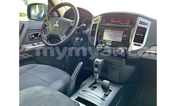 Buy Import Mitsubishi Pajero Other Car in Import - Dubai in Ayeyarwady Buy Import Mitsubishi Pajero Other Car in Import - Dubai in Ayeyarwady