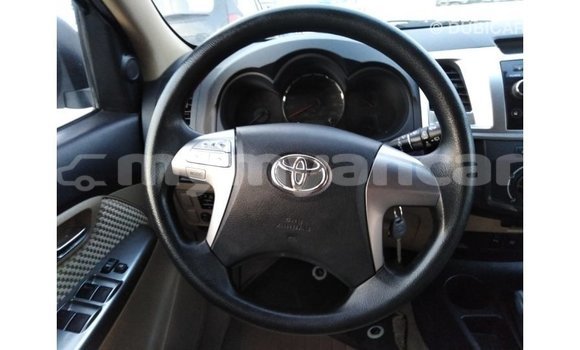 Buy Import Toyota Fortuner White Car in Import - Dubai in Ayeyarwady Buy Import Toyota Fortuner White Car in Import - Dubai in Ayeyarwady
