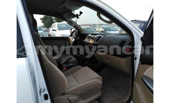 Buy Import Toyota Fortuner White Car in Import - Dubai in Ayeyarwady Buy Import Toyota Fortuner White Car in Import - Dubai in Ayeyarwady
