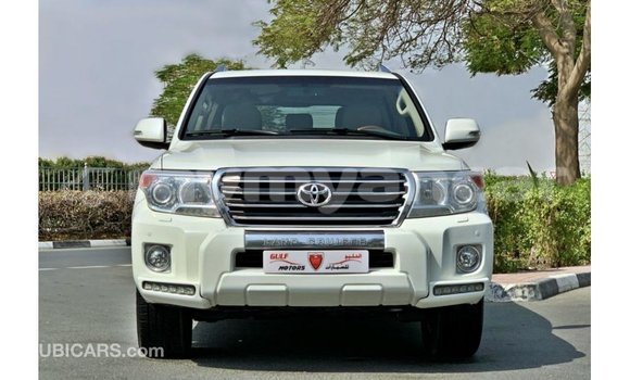 Buy Import Toyota Land Cruiser White Car in Import - Dubai in Ayeyarwady Buy Import Toyota Land Cruiser White Car in Import - Dubai in Ayeyarwady